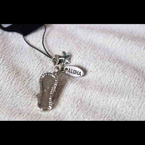 NWT Hawaii Aloha Black Flip Flop Silver Charm ! - Picture 2 of 3